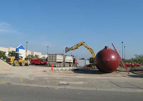 Underground fuel storage tank